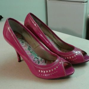 Betsey Johnson pink heels pumps shoes